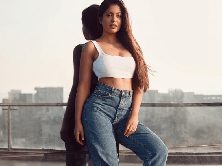 Actor Ishita Dutta Sheth Hot Pics in Jeans