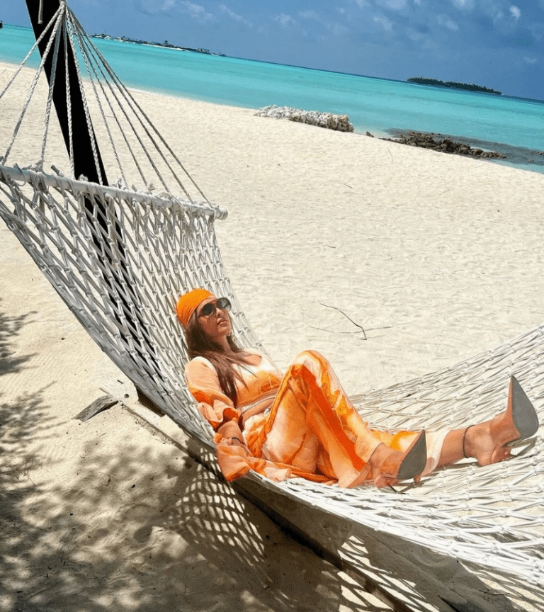 Neha Malik Pics With Relaxing Weekend at Taj exotica Resort and Spa Maldives